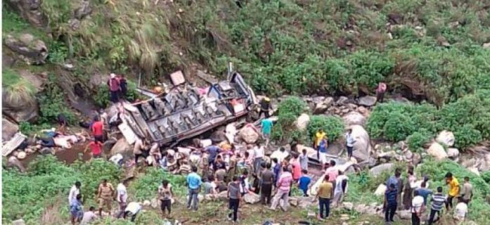 Uttarakhand 48 killed due to fall in ditch, PM and CM expressed condolences