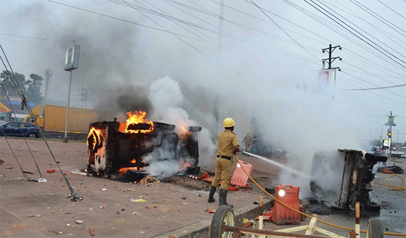 भाजपा की बंगाल इकाई के अध्यक्ष को हिंसा प्रभावित हावड़ा जिले में जाने से पुलिस ने रोका