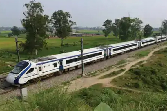 नई वंदे भारत ने बुलेट ट्रेन का रिकॉड़ तोड़ा:52 सेकेंड में 0-100 km प्रति घंटे की रफ्तार पकड़ी; अहमदाबाद से मुंबई 5 घंटे में पहुंची